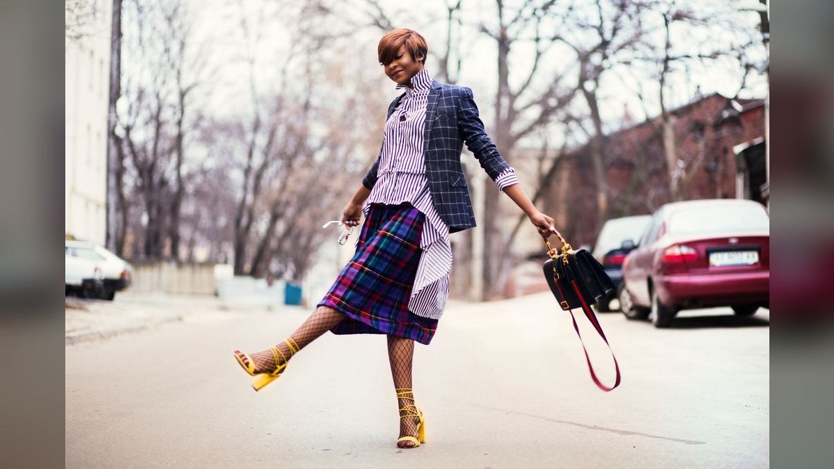 How to Style a Pencil Skirt for Brunch in 2027