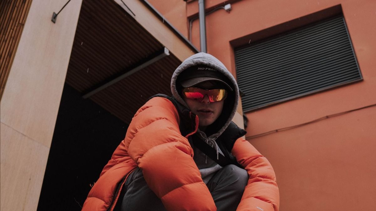 How to Style a Puffer Jacket for a Retirement Party in 2027