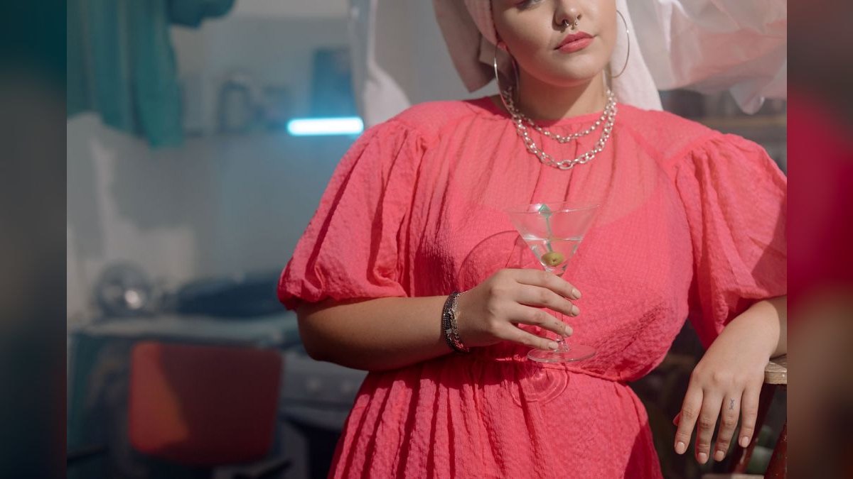 How to Style a Wrap Dress for a Graduation in 2027