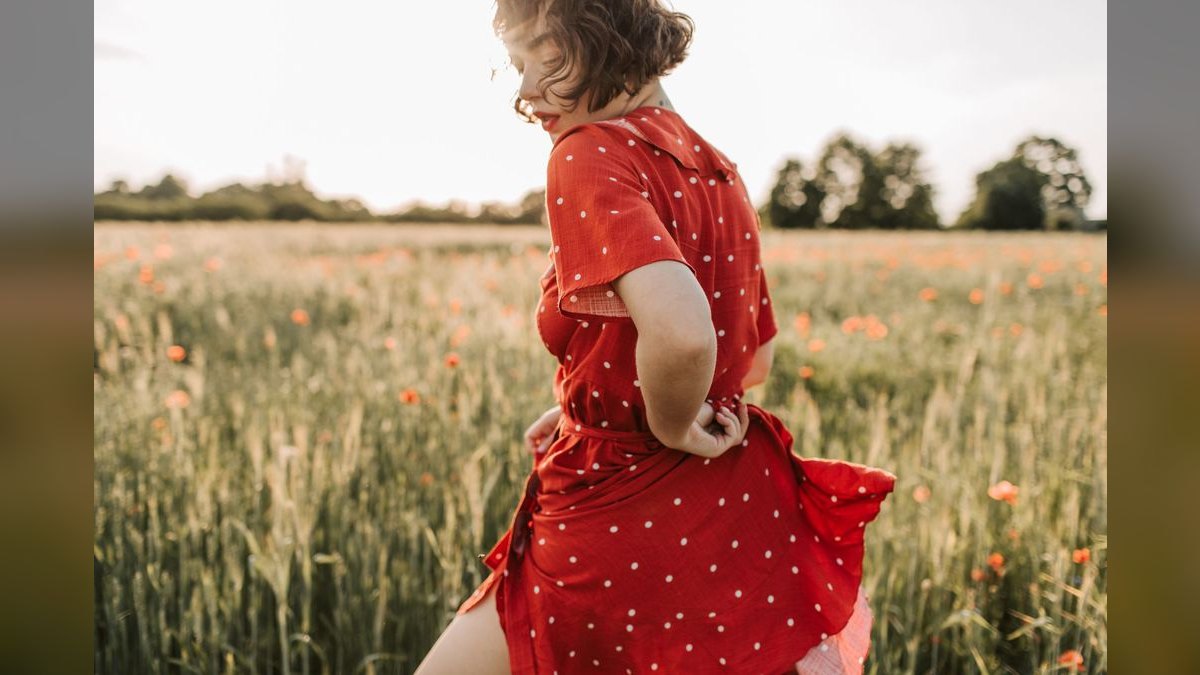 How to Style a Wrap Dress for an Engagement Party in 2027