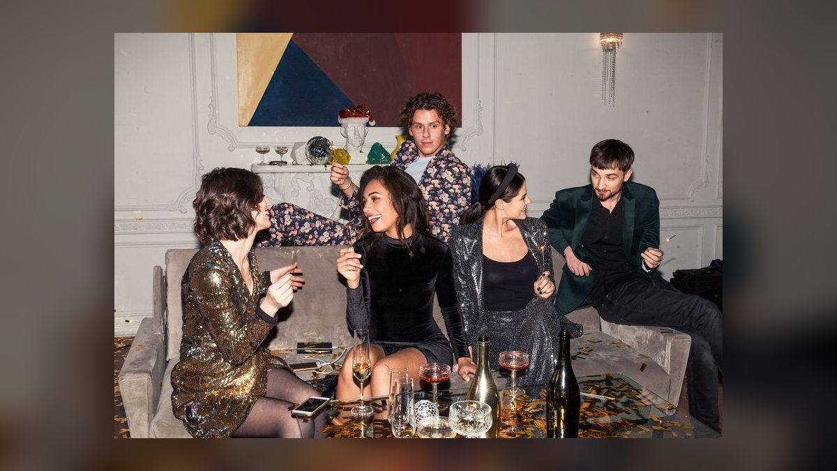 What to Wear to a Cocktail Party vs. a Semi-Formal Event in 2027 — figure 7
