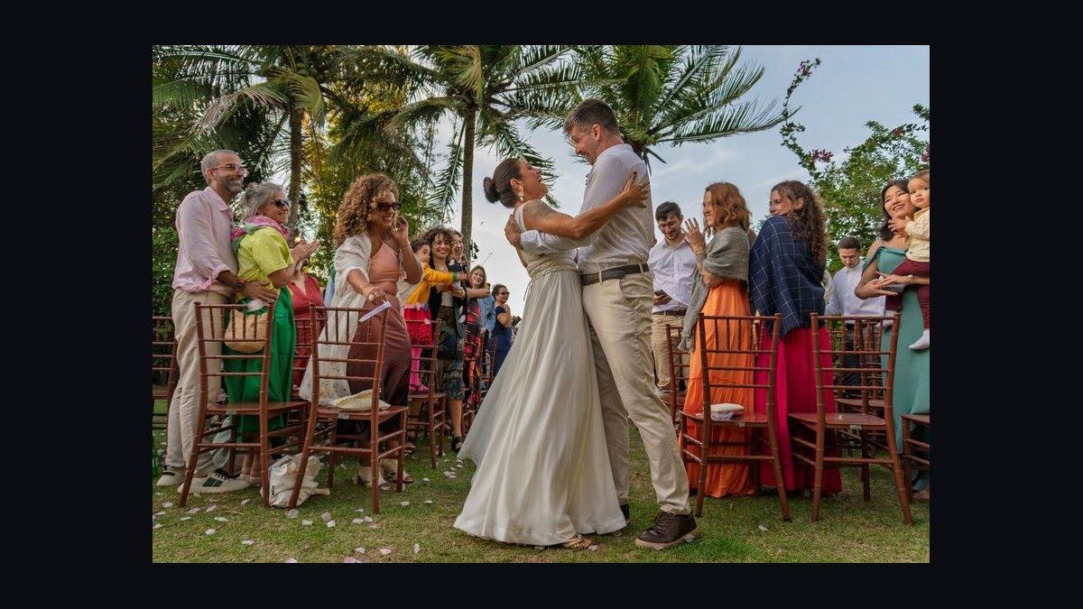 Should I Wear Cream or White to a Summer Wedding as a Guest in 2027 — figure 4