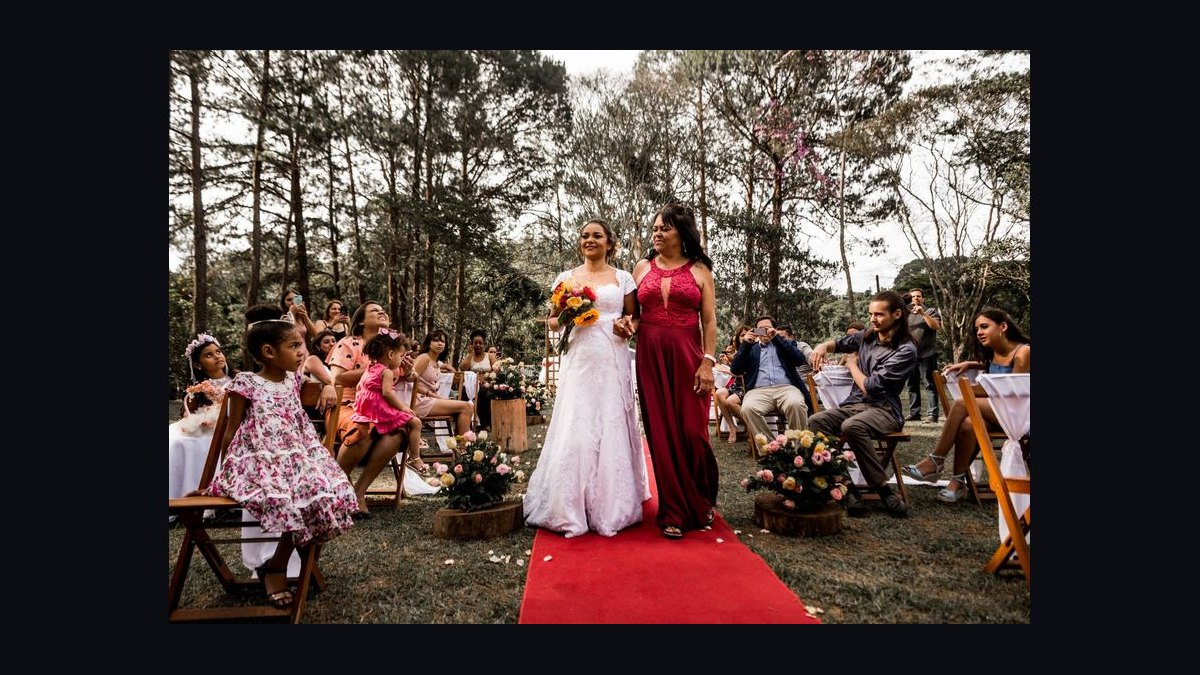 Cream or Ivory: Which Is Safer to Wear as a Wedding Guest in 2027 — figure 3
