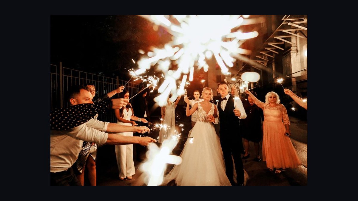 Cream or Ivory: Which Is Safer to Wear as a Wedding Guest in 2027 — figure 5