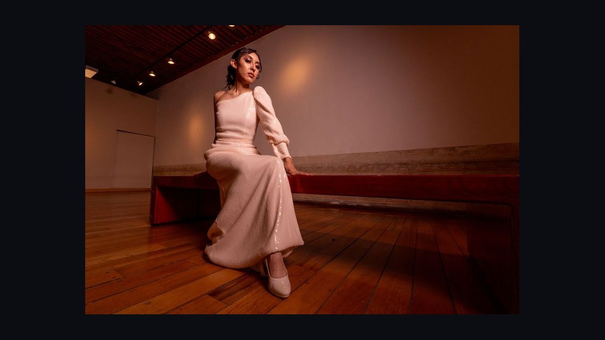 Cream or Ivory: Which Is Safer to Wear as a Wedding Guest in 2027 — figure 9