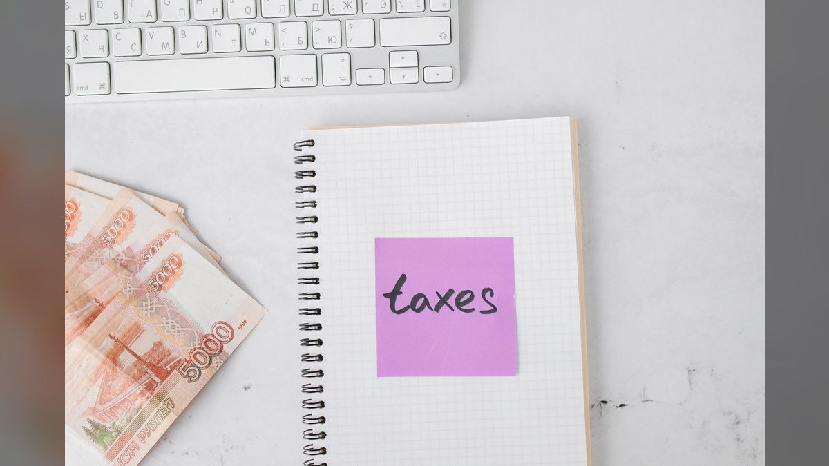 Why are taxes and fees so high on my phone bill in 2027 — figure 3