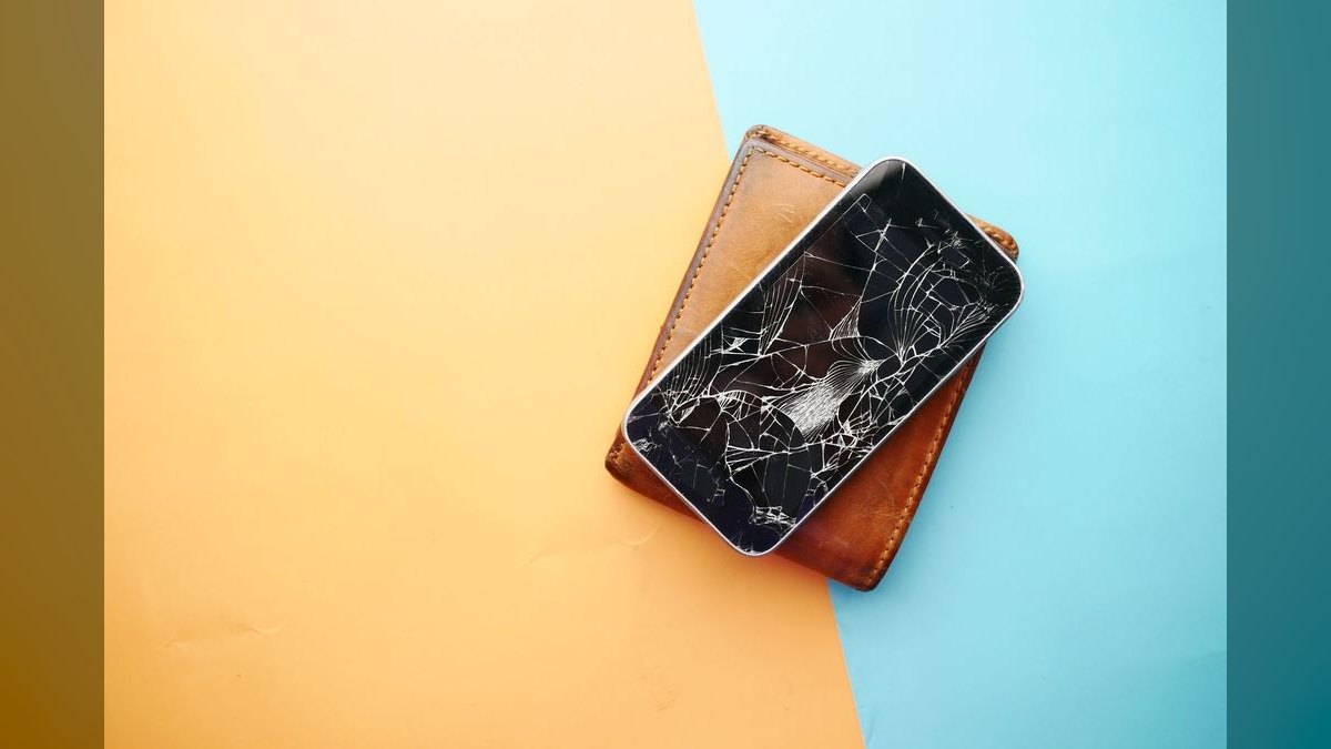 Is carrier phone insurance worth it in 2027 — figure 4