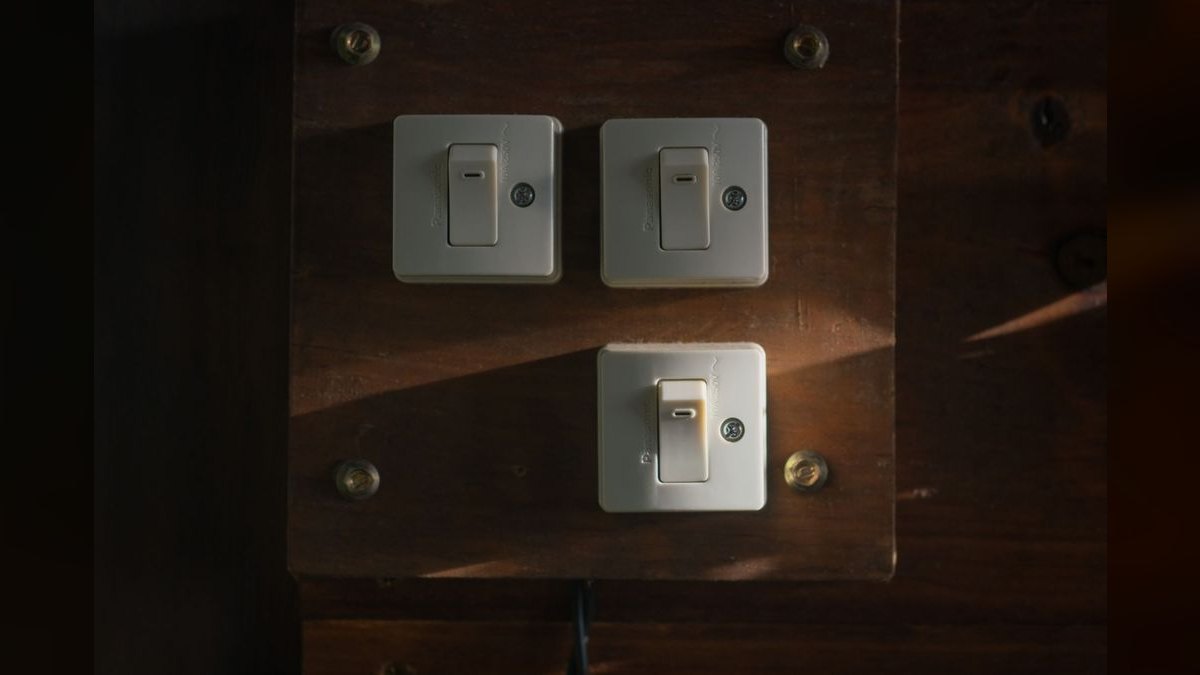 How do I unlock my phone to switch carriers in 2027 — figure 3