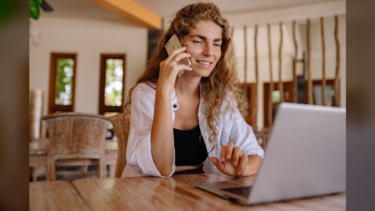 How does international roaming work and how do I avoid huge bills in 2027 — figure 2