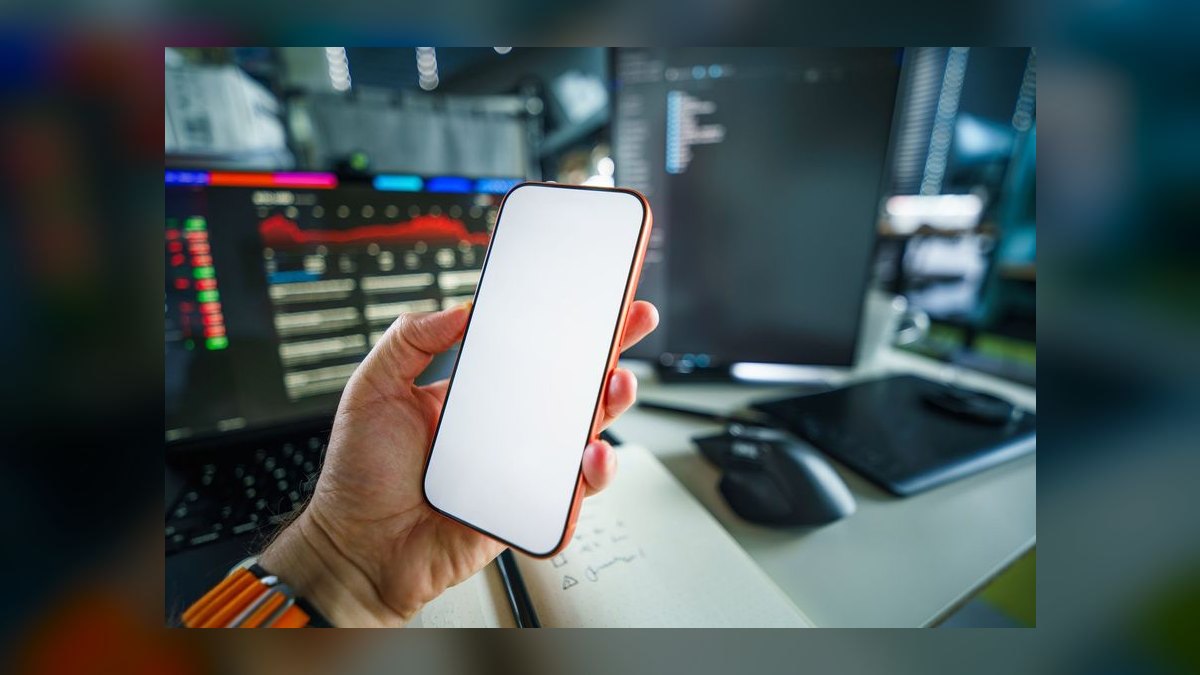 What are the steps to trade in my old phone for credit in 2027 — figure 10