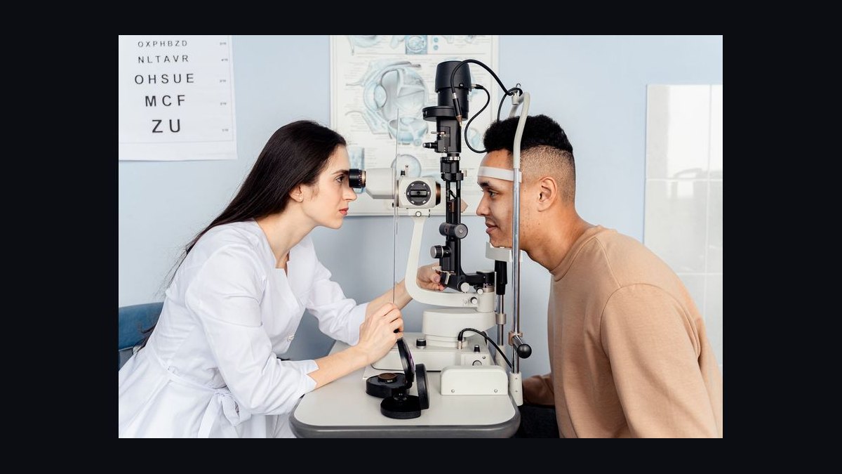 What is the best tech stack for an optometry practice in 2027?