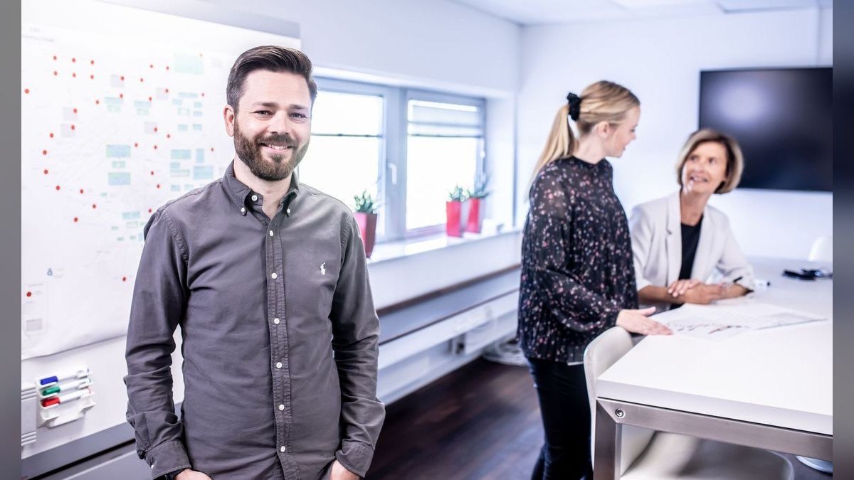 What is the best tech stack for a travel agency or tour operator in 2027?