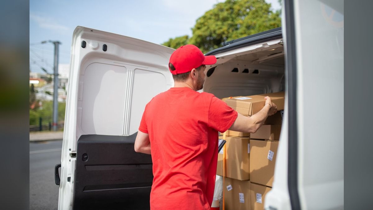 What is the best tech stack for a courier or last-mile delivery company in 2027 — figure 1