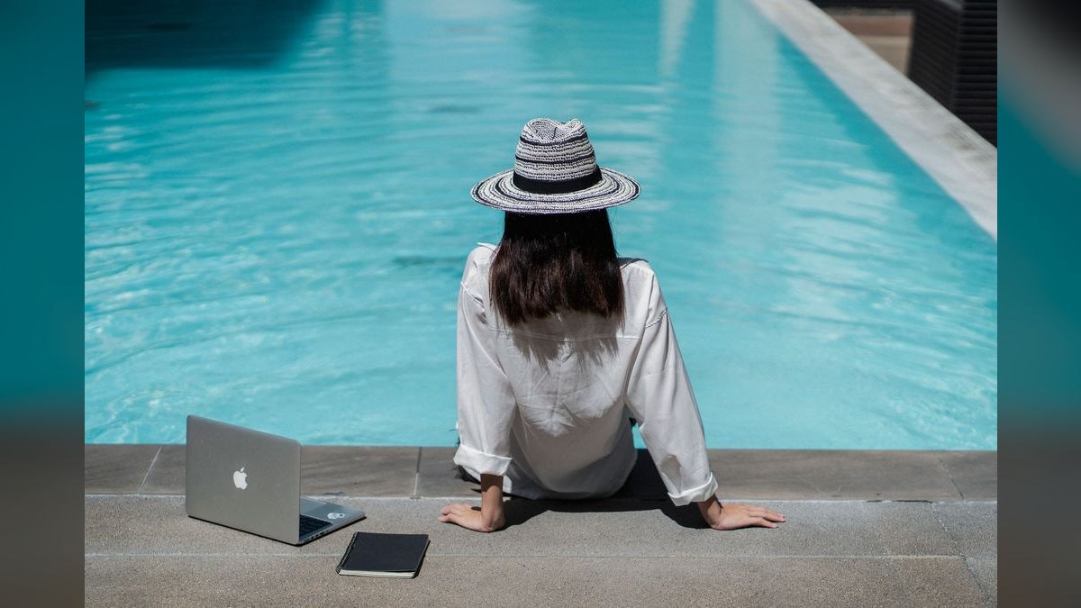 What is the best tech stack for a pool service and construction company in 2027 — figure 2