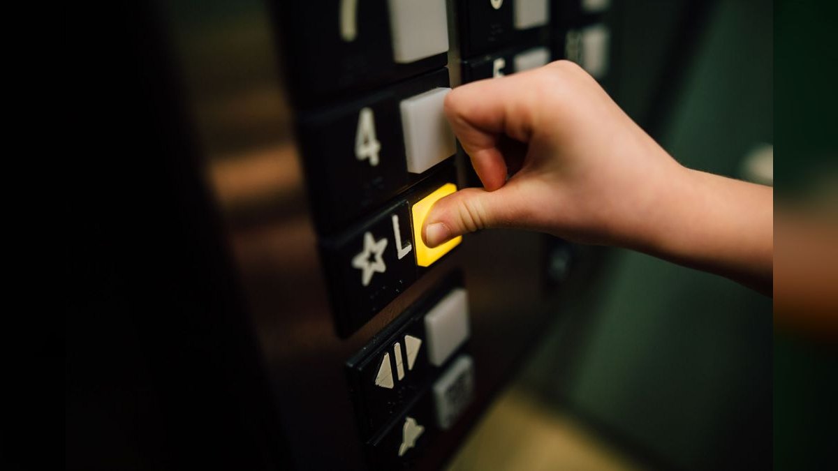 What is the best tech stack for an elevator service and modernization company in 2027 — figure 4