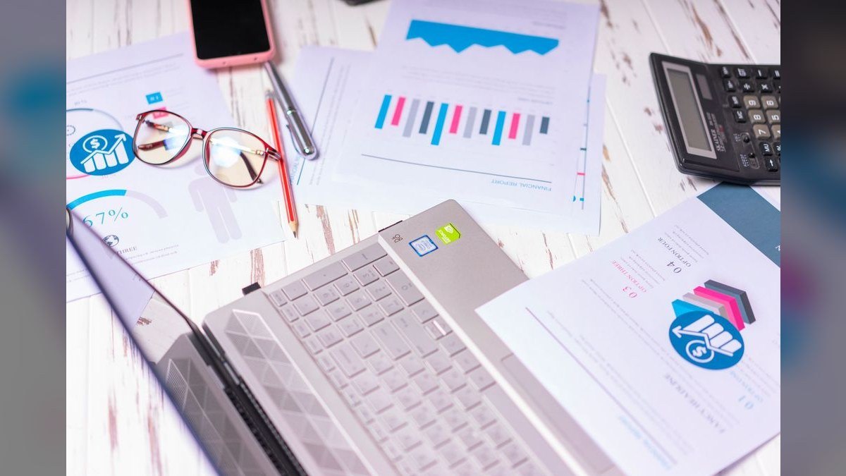 What is the best tech stack for a pharmaceutical distributor in 2027?