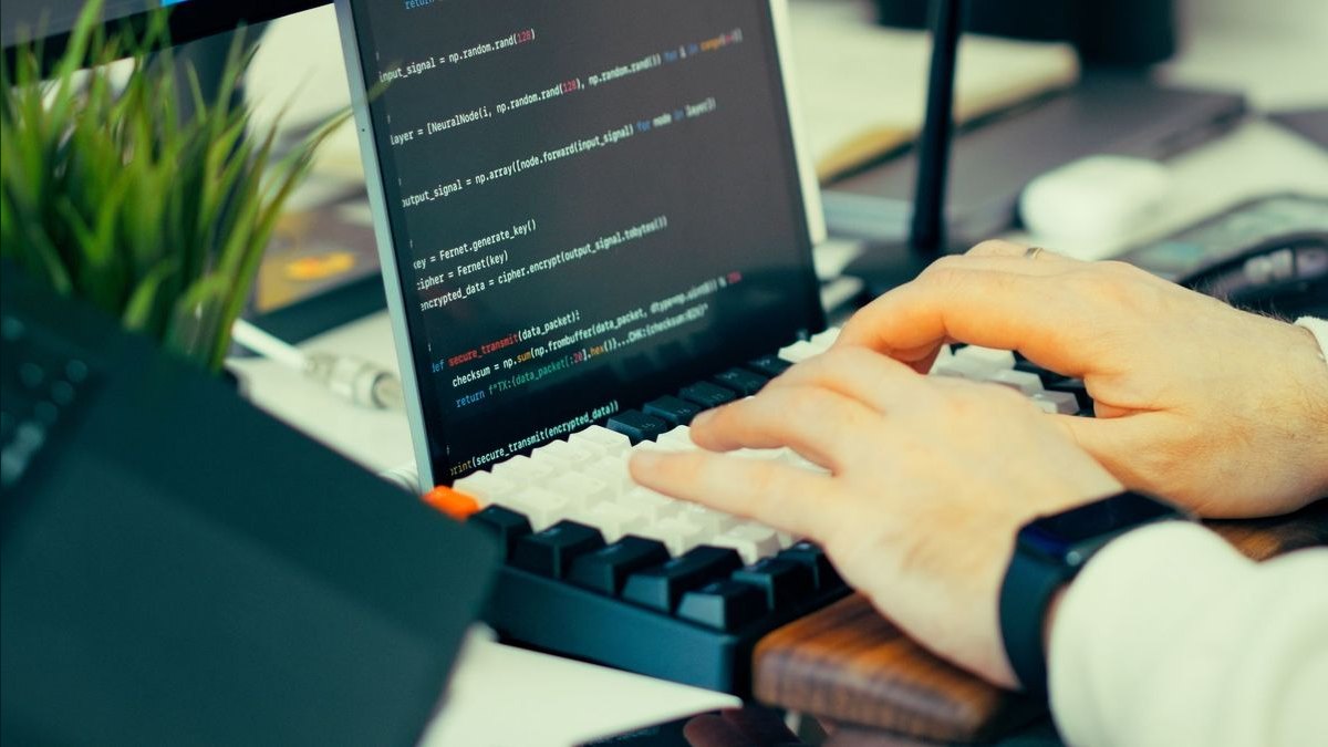 Top 10 Developer Tools for Backend Engineers in Fintech in 2027