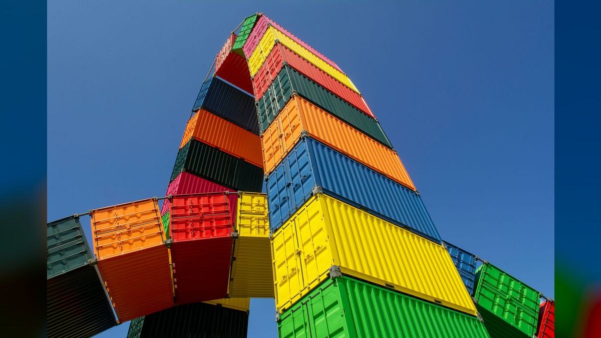 The Enterprise Architecture Stack for Healthcare: HL7 FHIR, Apache Camel, and PostgreSQL — figure 1
