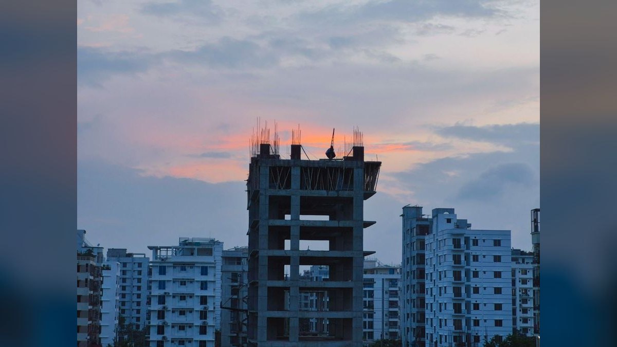 Build vs. Buy: Should You Build Your Own RevOps Data Warehouse in 2027?