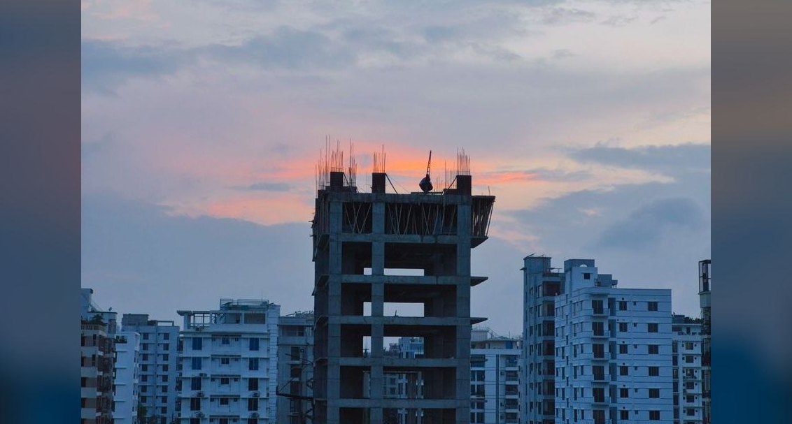 Build vs. Buy: Should You Build Your Own RevOps Data Warehouse in 2027?