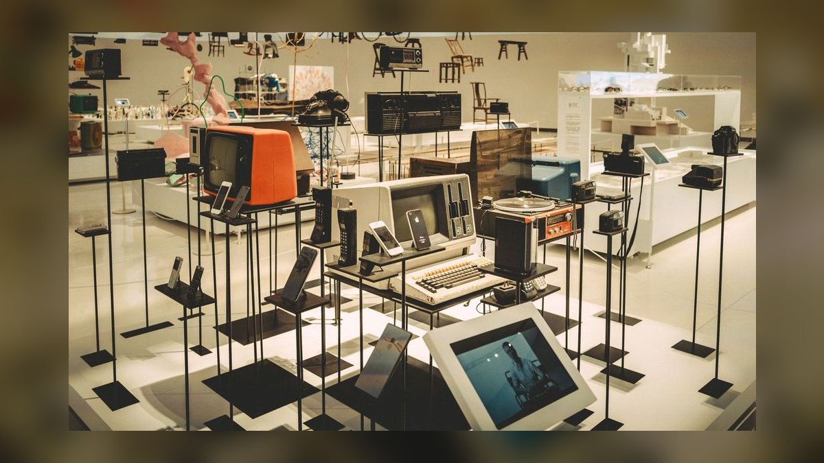 What is the best tech stack for a museum or cultural institution in 2027 — figure 10