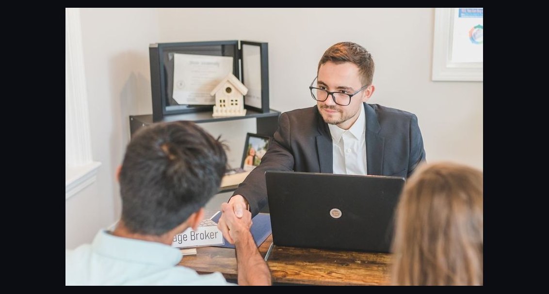 What software stack should a Commercial Real Estate business run in 2027?