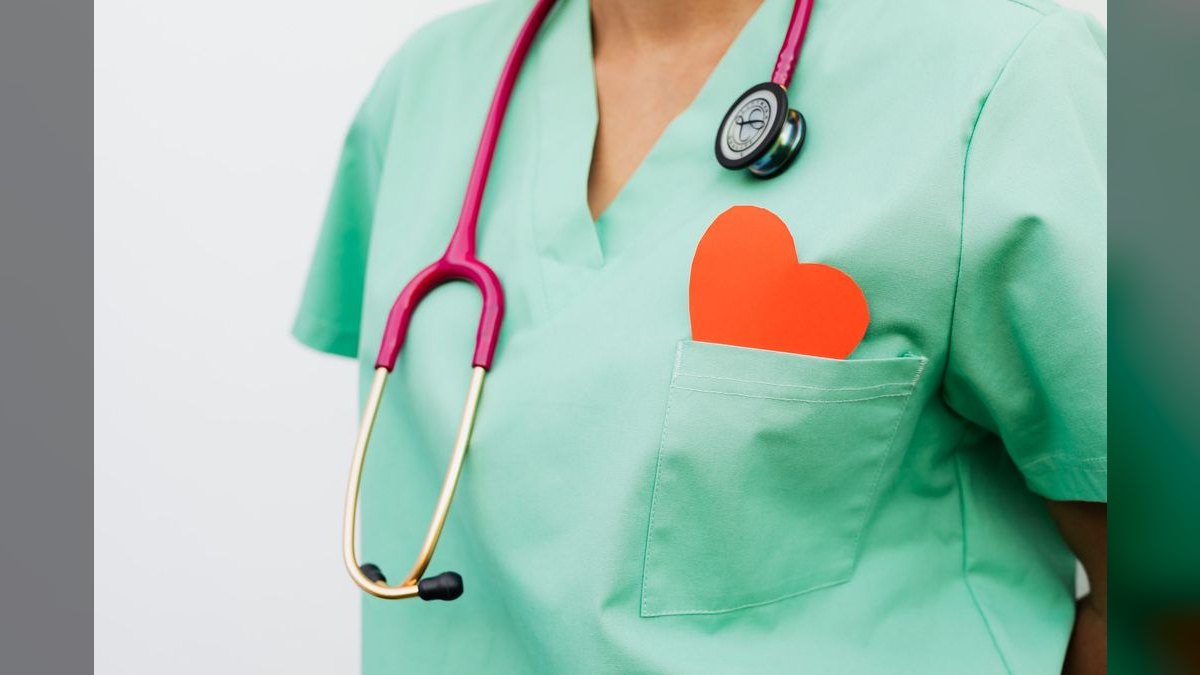Should I Hire a Fractional CRO If My Healthcare Company Is Entering Payer Contracts — figure 1