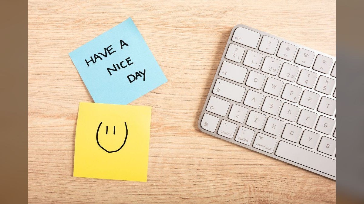 Should I Hire a Fractional CRO If I Have No Sales Enablement Function in 2027?