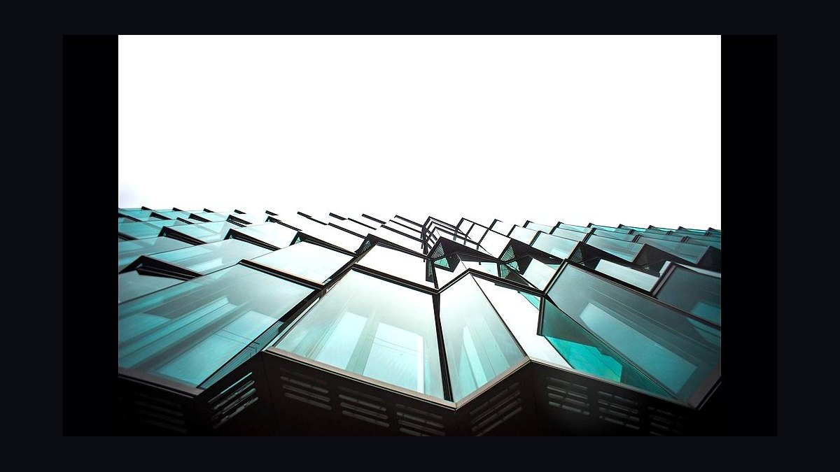 How do I onboard a newly hired fractional CRO into my existing sales team in 2027?