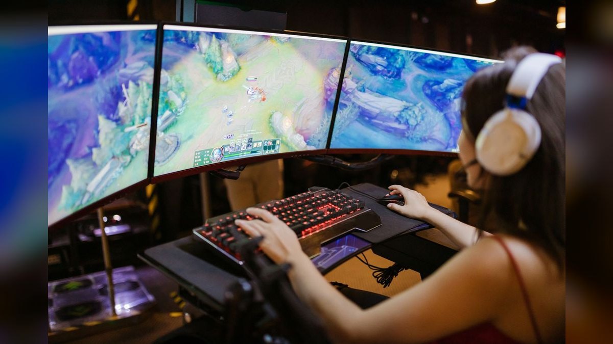 When should a gaming company hire a fractional CRO — figure 5