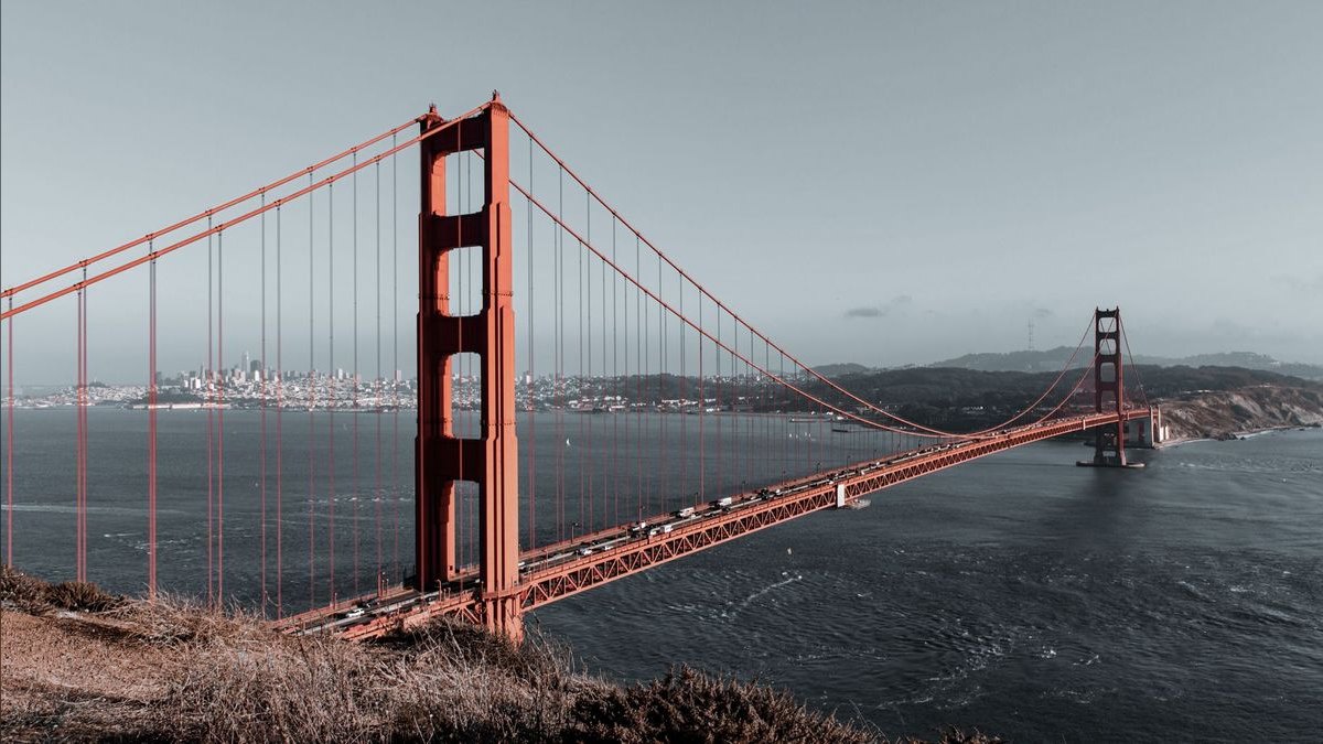 How do I evaluate a fractional CRO in California in 2027 — figure 4