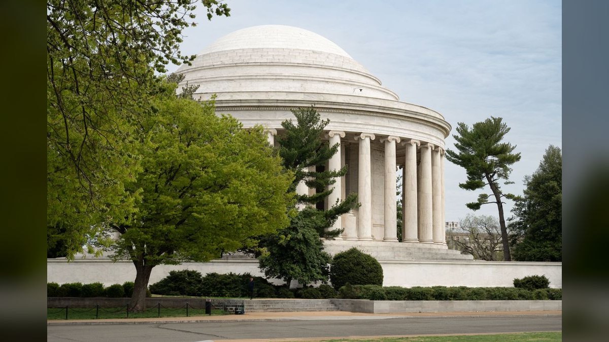 How do I evaluate a fractional CRO in Washington — figure 5