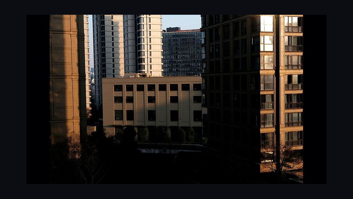 How do I evaluate a fractional CRO in Detroit in 2027 — figure 1