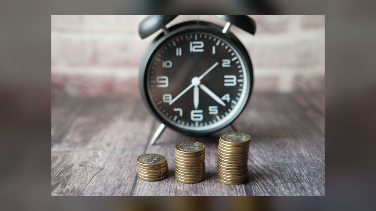 How much does a part-time CRO cost in Ann Arbor in 2027 — figure 9