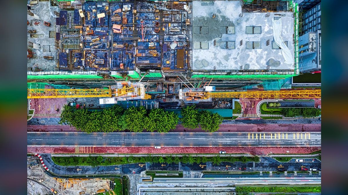 How does a fractional CRO build pipeline for a consulting firm company in 2027?