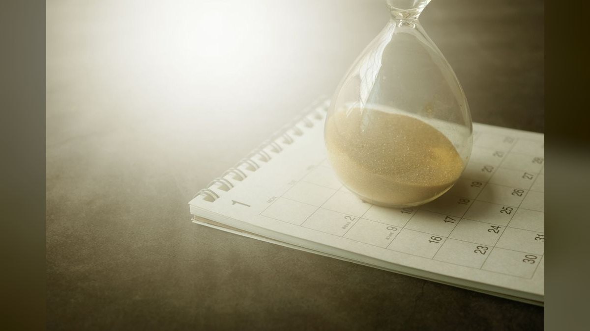 How do I hire a part-time CRO for a financial services company — figure 5