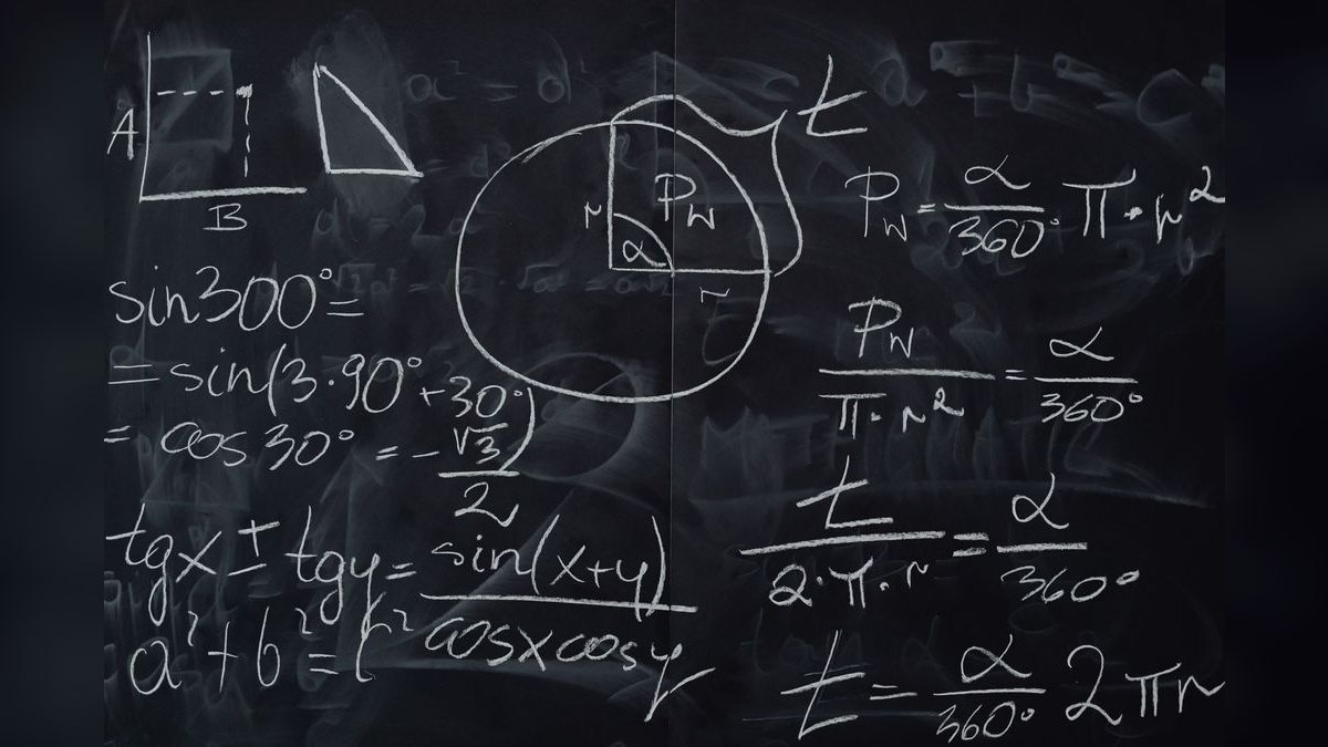 Where do I find a fractional head of revenue in Sunnyvale in 2027 — figure 4