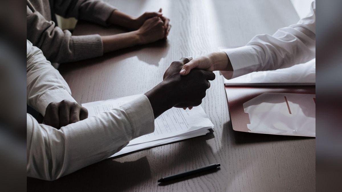 How do I hire a fractional VP of Sales for an industrial company in 2027?