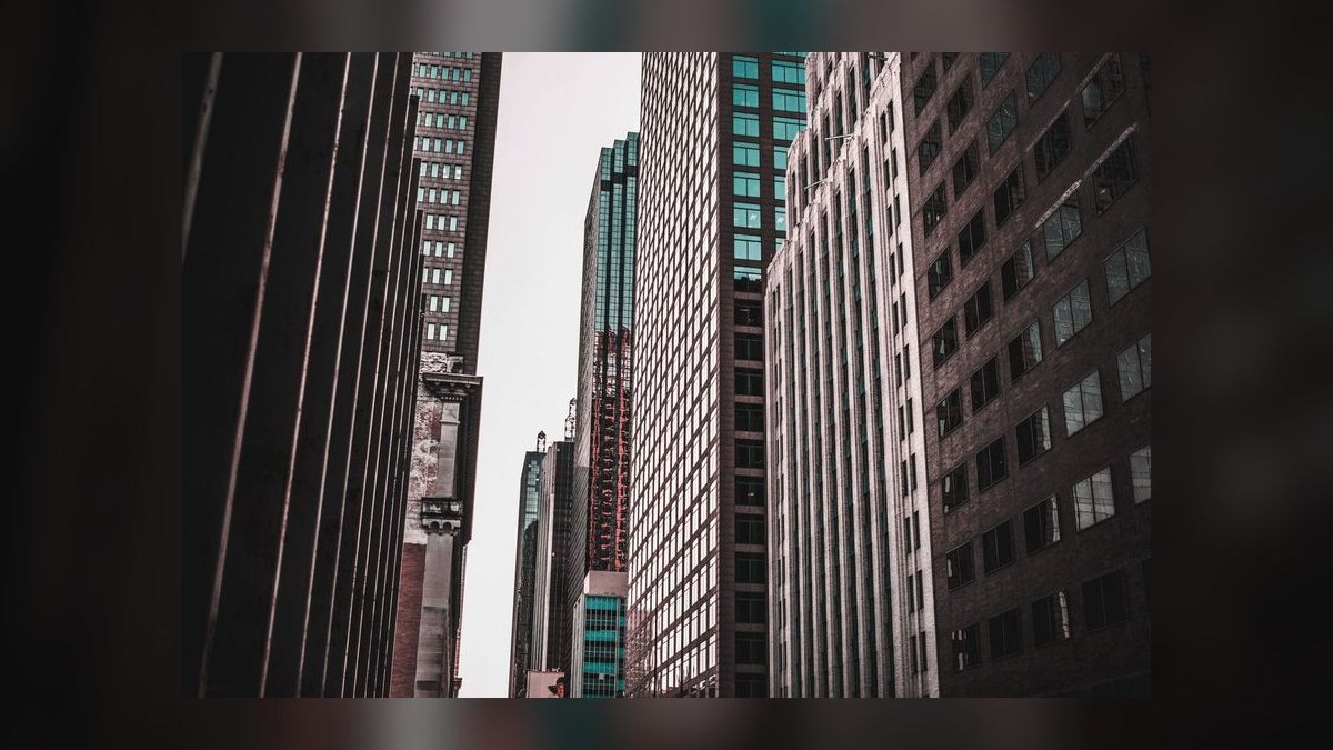 What does a fractional CRO cost in Wheaton in 2027 — figure 10