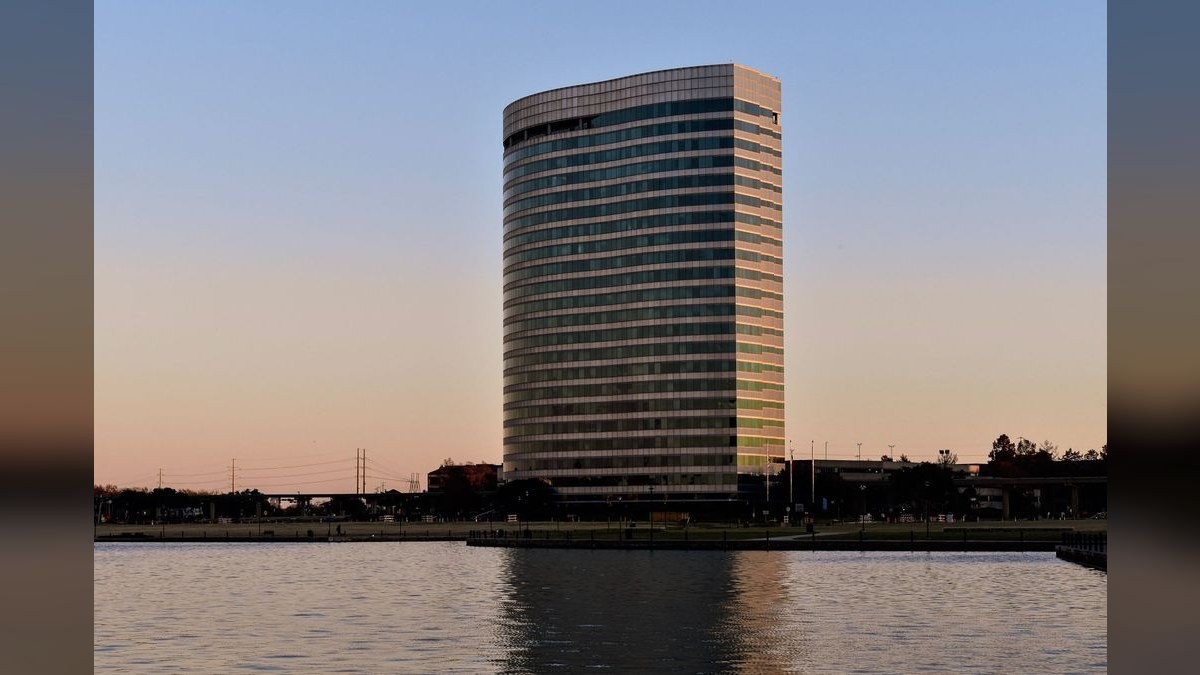 How do I find a fractional CRO in Irving in 2027?