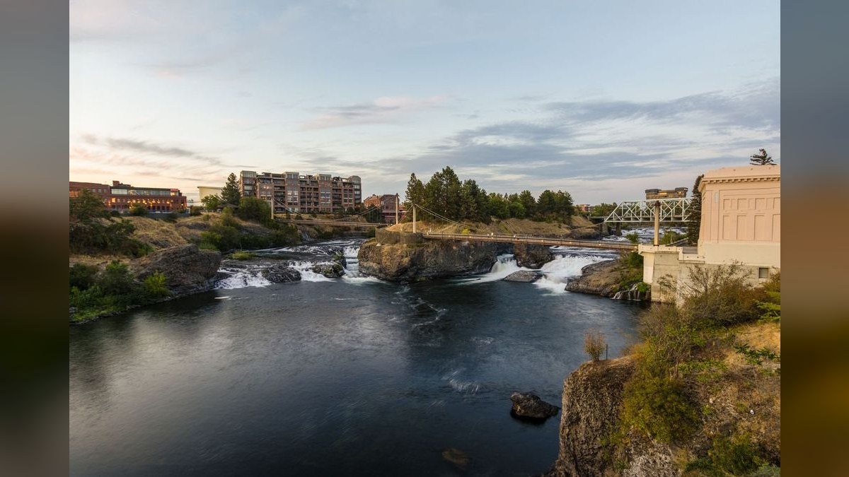 How do I find a fractional CRO in Spokane in 2027?