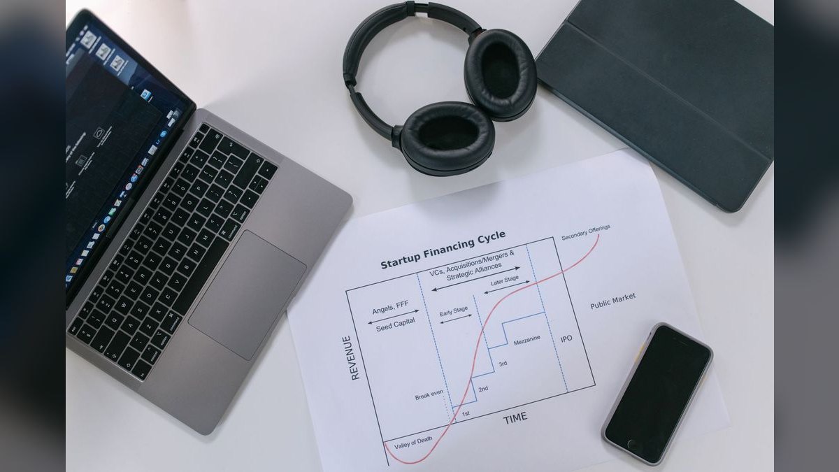 How do I hire a fractional VP of Sales for a martech company in 2027 — figure 4