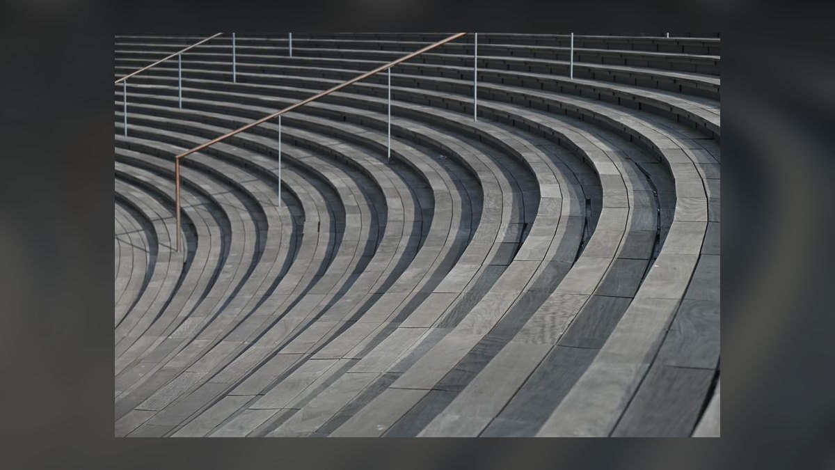 Where do I find a fractional head of revenue in Minneapolis in 2027 — figure 6