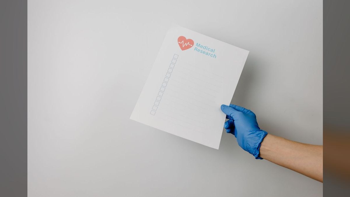 How do I hire an outsourced CRO for a healthtech company in 2027?