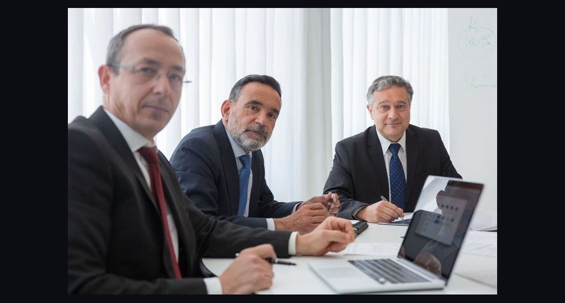 How do I hire an interim CRO for an insurtech company in 2027?