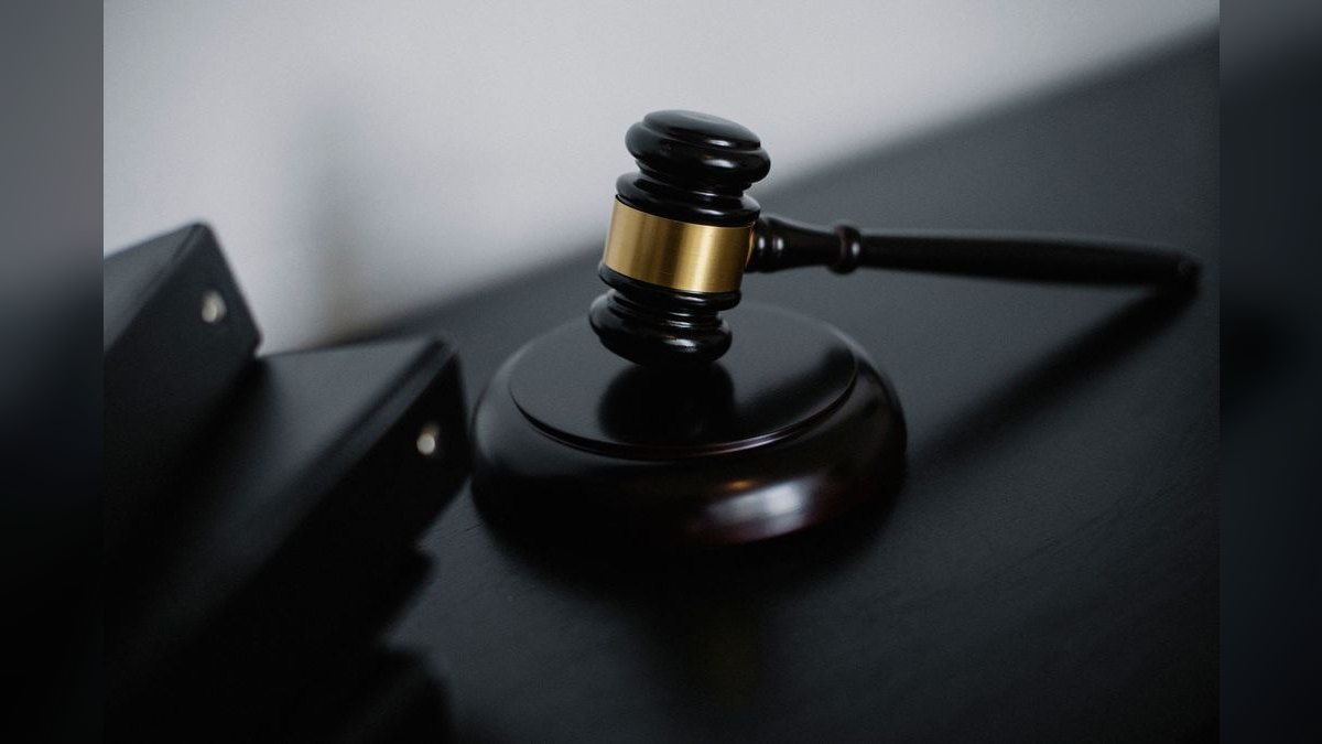 How do I hire an interim CRO for a legaltech company — figure 2