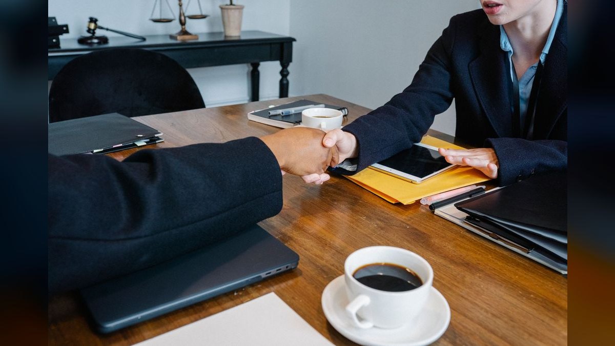 How do I hire an interim CRO for a legaltech company — figure 3