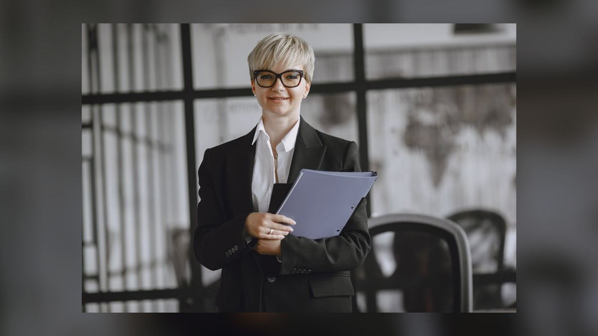 Is there a fractional Chief Revenue Officer available near me in Washington DC in 2027 — figure 8