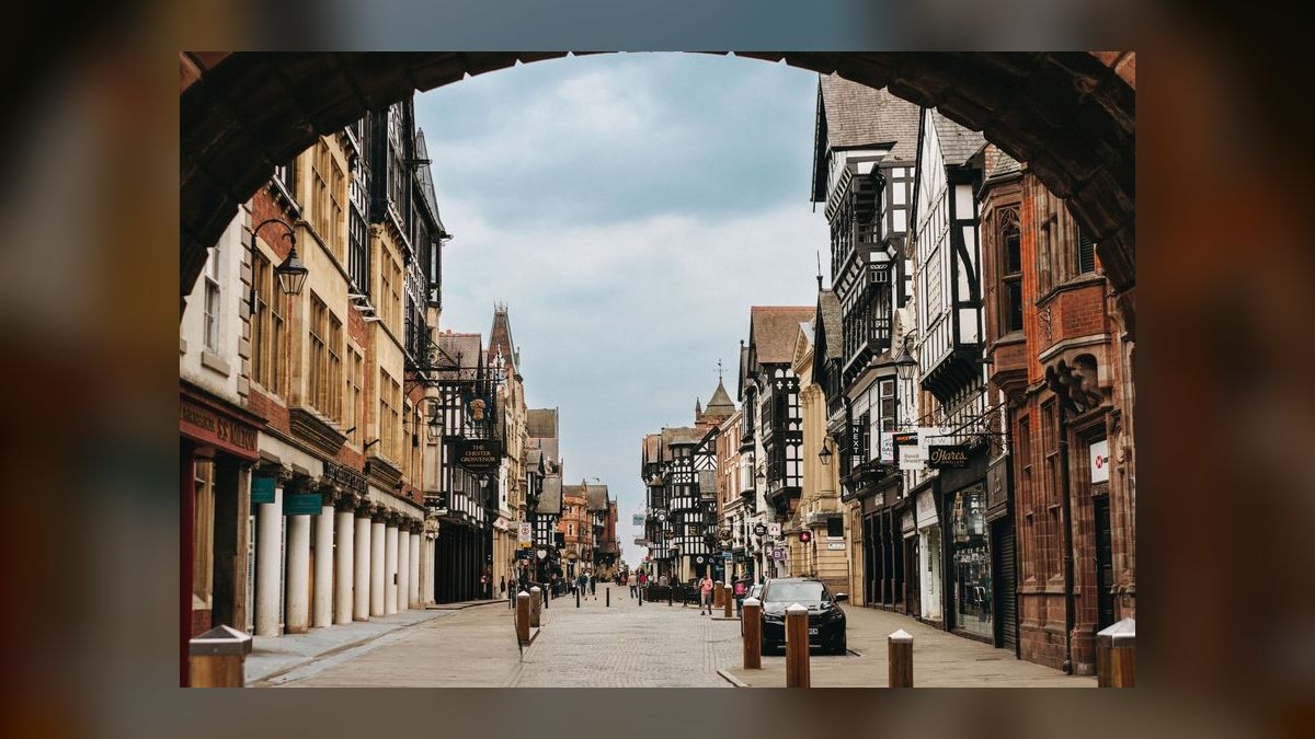 Who is the best fractional CRO in Chester in 2027 — figure 9
