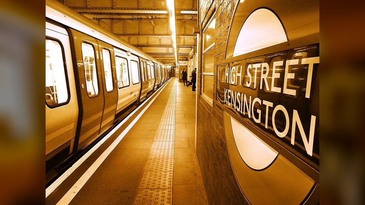 Who is the best fractional CRO in Kensington in 2027?